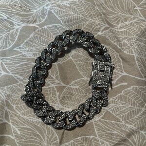BRAND NEW 8âMen's Silver and Diamond Bracelet obo